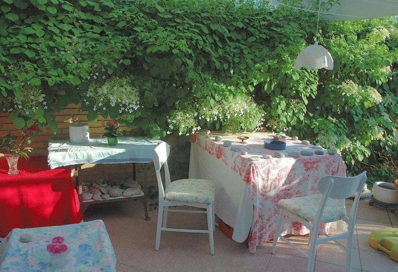 مبيت وإفطار Rosehouse Hillerød Bed And Kitchen