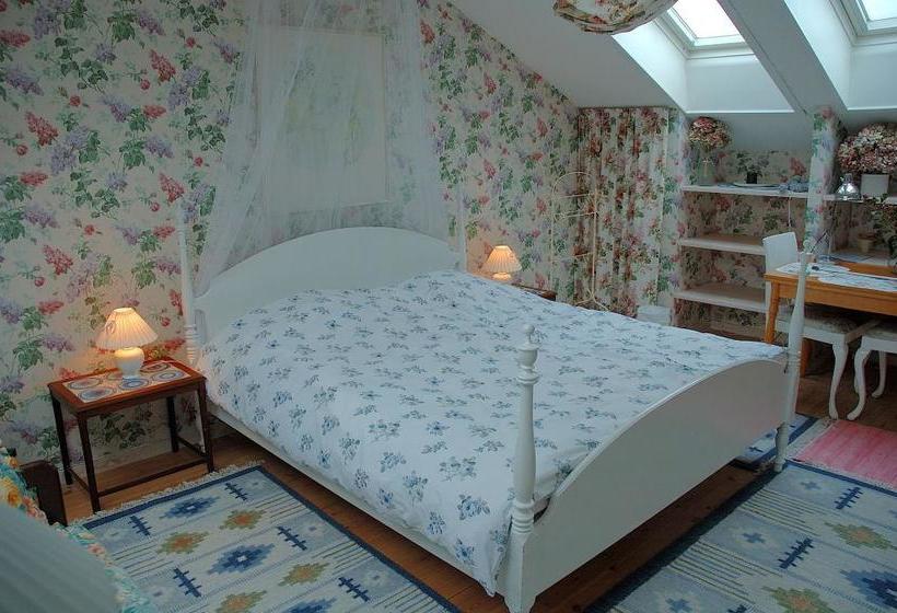مبيت وإفطار Rosehouse Hillerød Bed And Kitchen