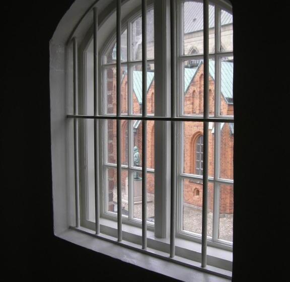 تختخواب و صبحانه Den Gamle Arrest