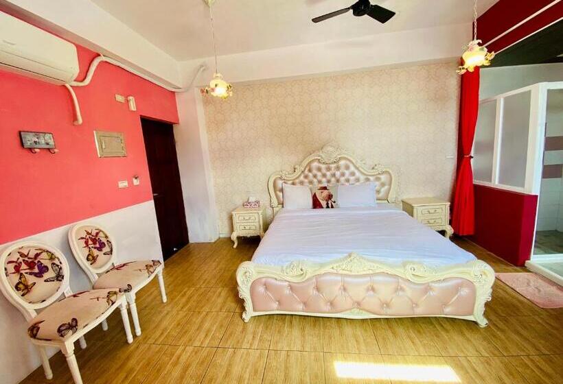 تختخواب و صبحانه 綠島寧靜海潛水 城堡館 Twinkleocean Diving Hostel