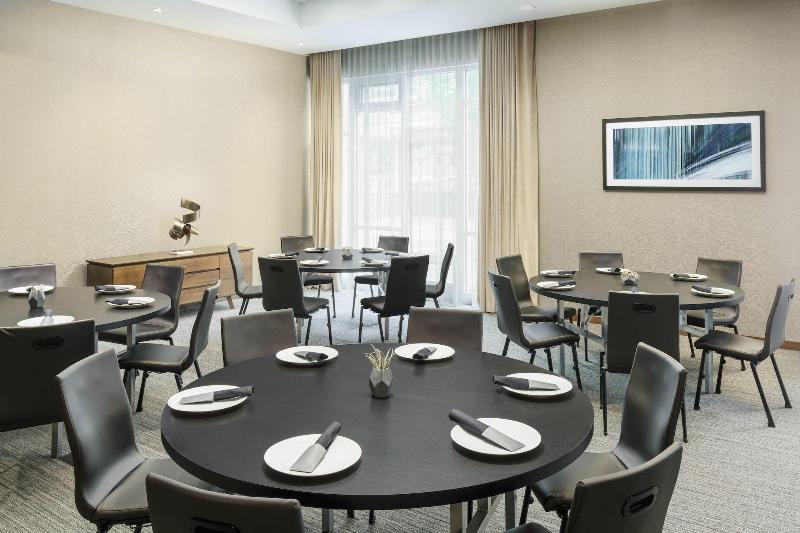 Ac Hotel By Marriott Chapel Hill Downtown