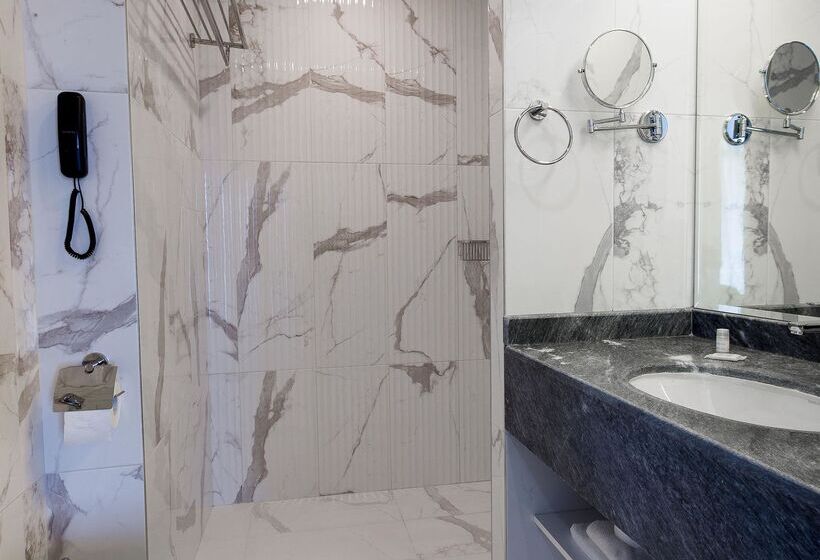 Fotos del hotel Best Western Plus Premium Inn:  41