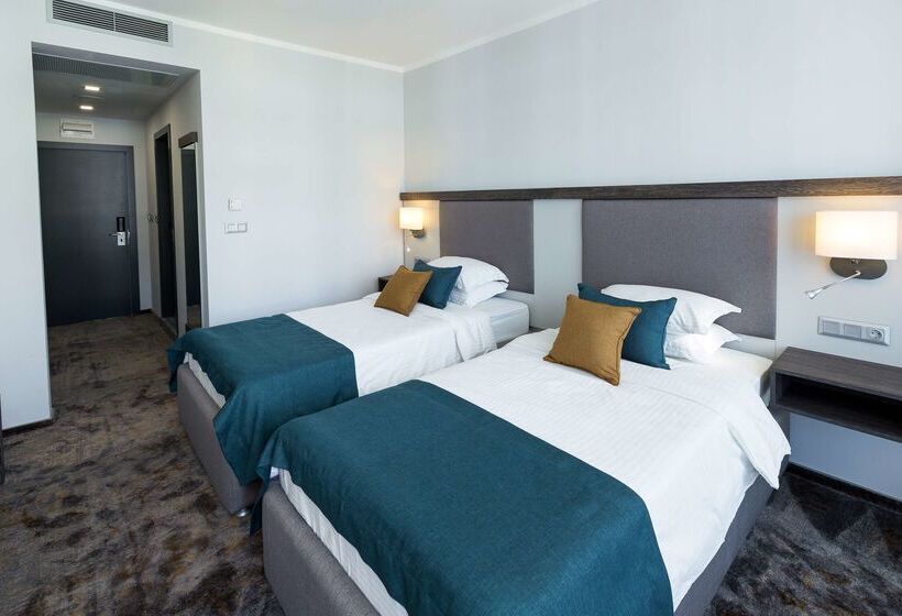 Fotos del hotel Best Western Plus Premium Inn:  49