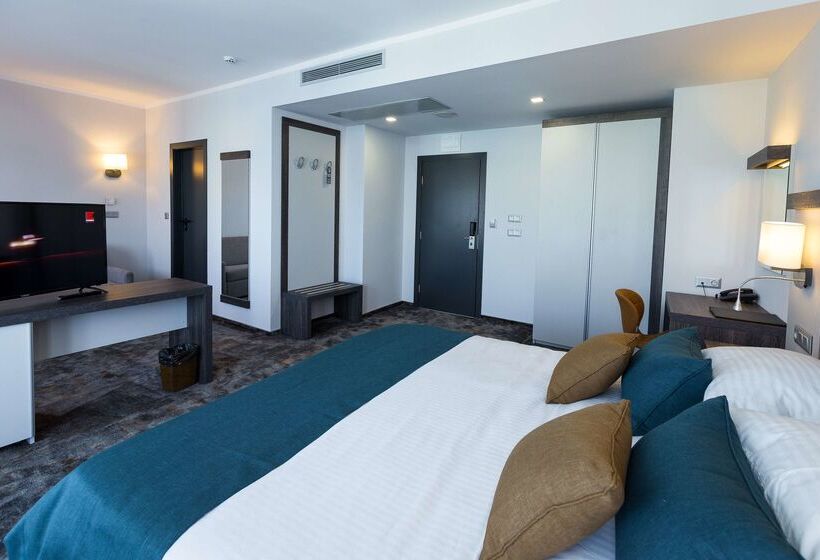 Fotos del hotel Best Western Plus Premium Inn:  4