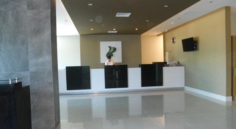 ホテル Diego De Almagro Chillan