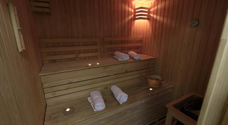 ホテル Diego De Almagro Chillan