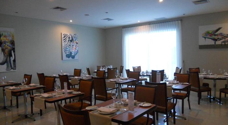 ホテル Diego De Almagro Chillan