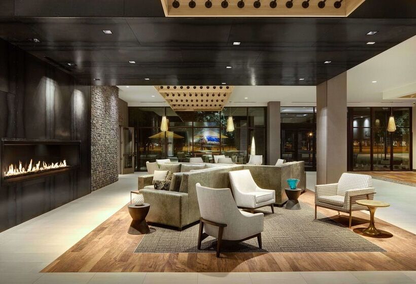 Отель Doubletree By Hilton Greeley At Lincoln Park