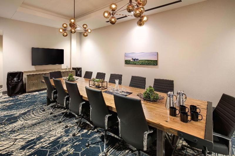 Отель Doubletree By Hilton Greeley At Lincoln Park