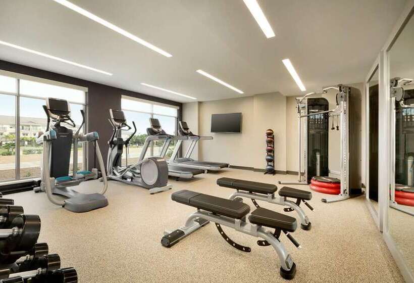 فندق Embassy Suites By Hilton Oahu Kapolei