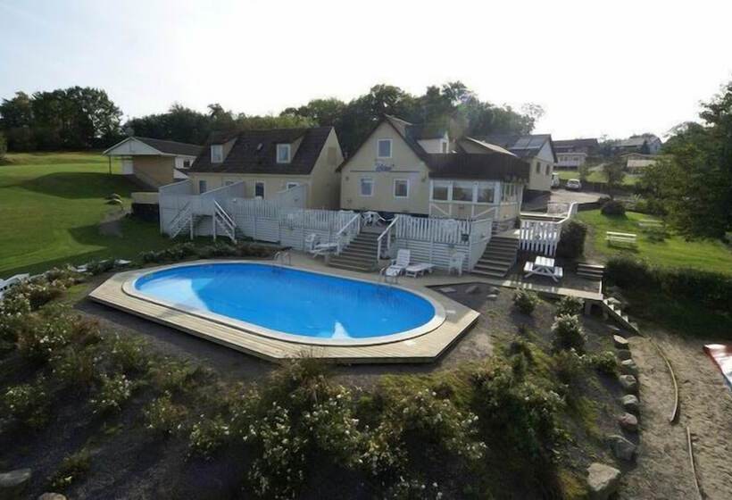 هتل Feriecenter Bornholm Aps