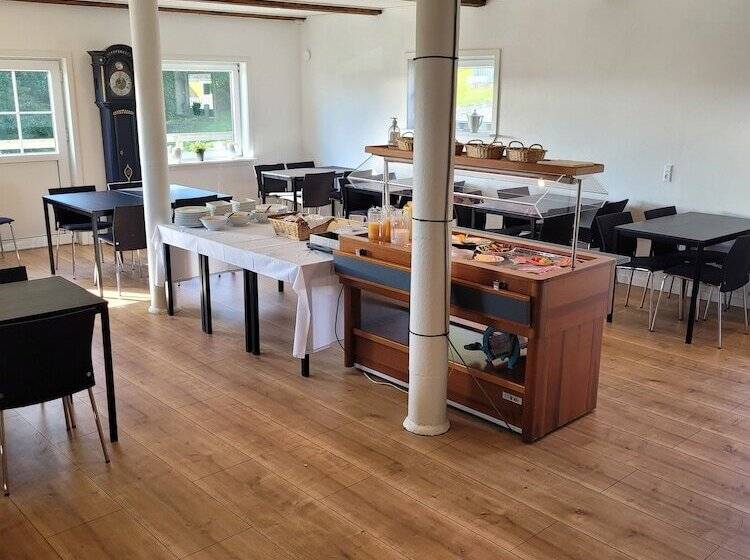 هتل Feriecenter Bornholm Aps