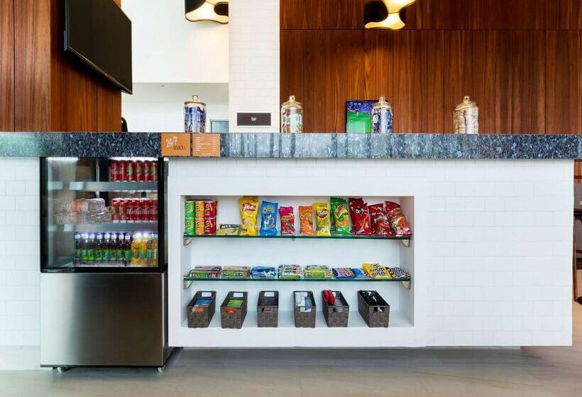 Fotos del hotel Hampton Inn By Hilton Cancun Cumbres:  34