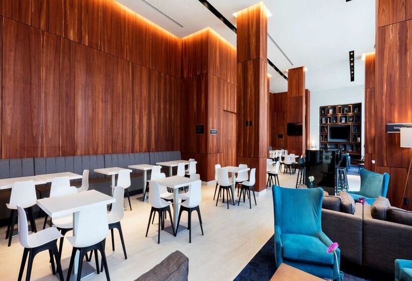 Fotos del hotel Hampton Inn By Hilton Cancun Cumbres:  33