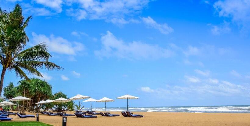 هتل Jie Jie Beach