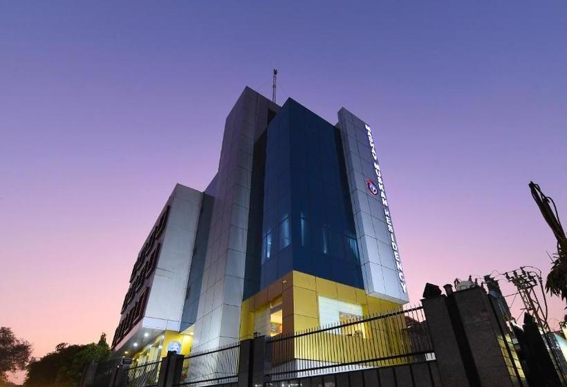 호텔 Madhav Muskan Residency