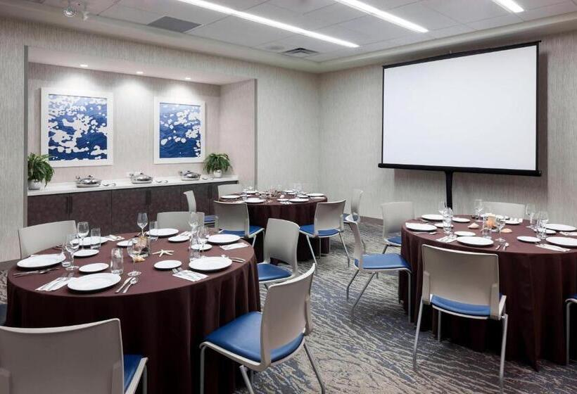 هتل Residence Inn By Marriott Clearwater Beach