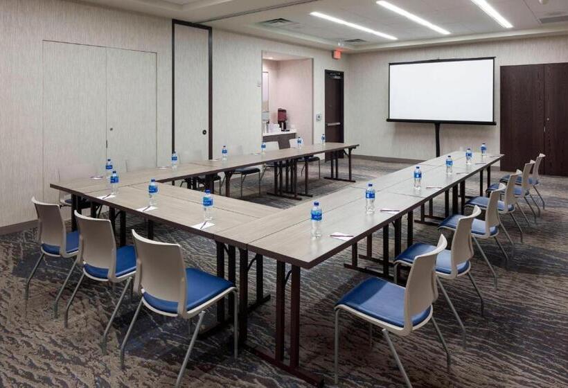 هتل Residence Inn By Marriott Clearwater Beach