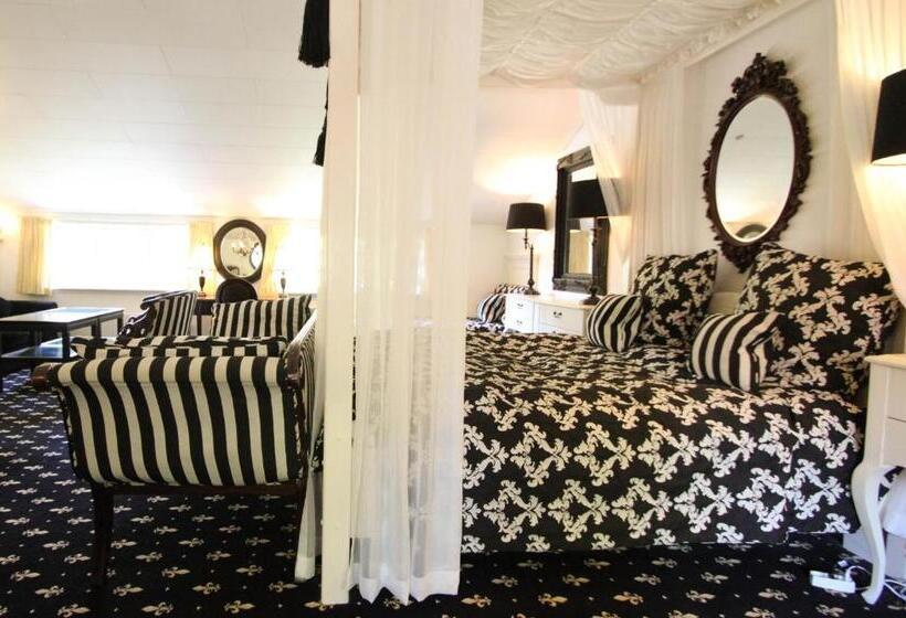 فندق Sauntehus Castle