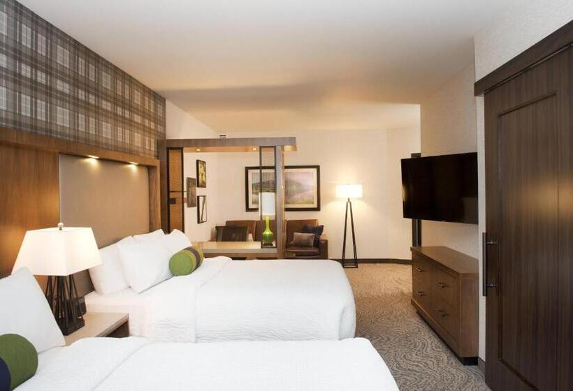 هتل Springhill Suites By Marriott Bend