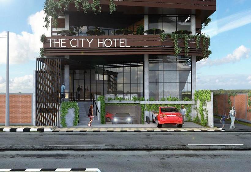 هتل The City