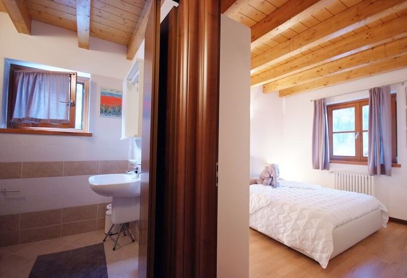 هتل Villaggio Delle Alpi
