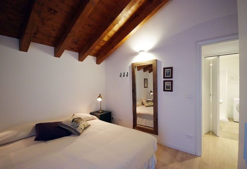 هتل Villaggio Delle Alpi