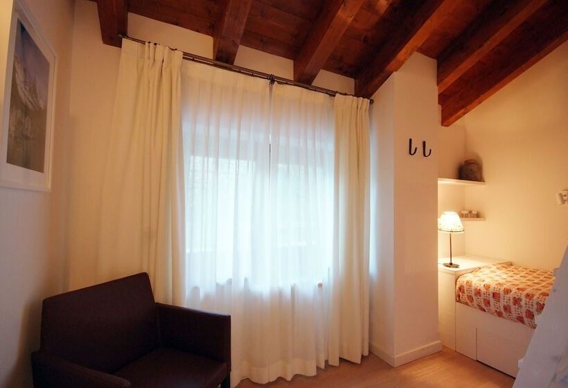 هتل Villaggio Delle Alpi