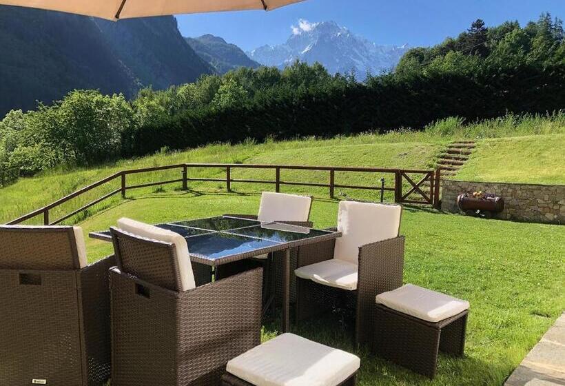 هتل Villaggio Delle Alpi