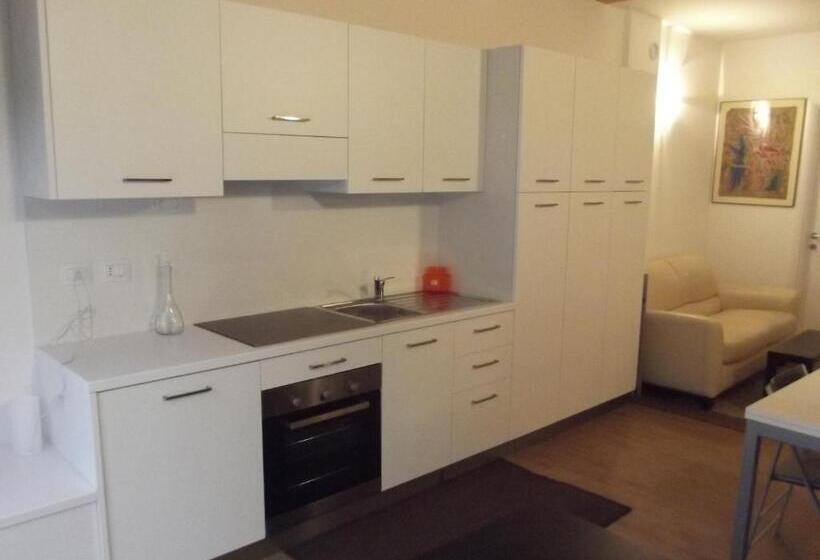 هتل Villaggio Delle Alpi