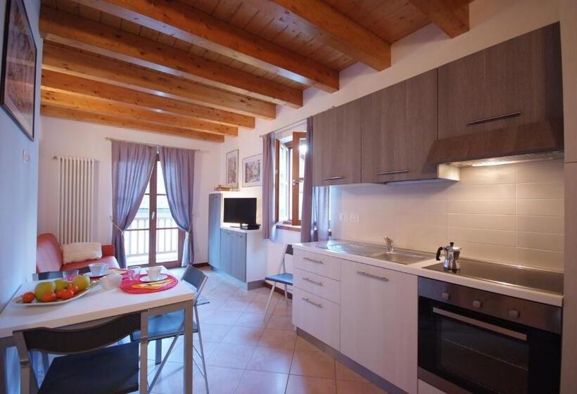 هتل Villaggio Delle Alpi