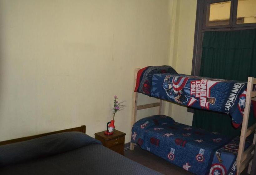 Latinoamericano Hostel