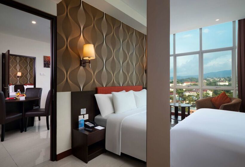 בית מלון כפרי Best Western The Lagoon