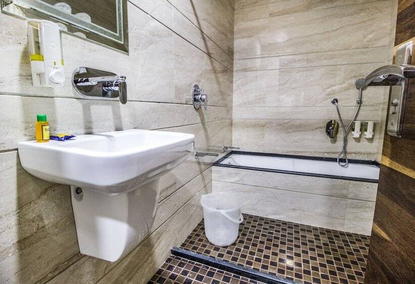 Fabhotel Prime Sapphire Inn