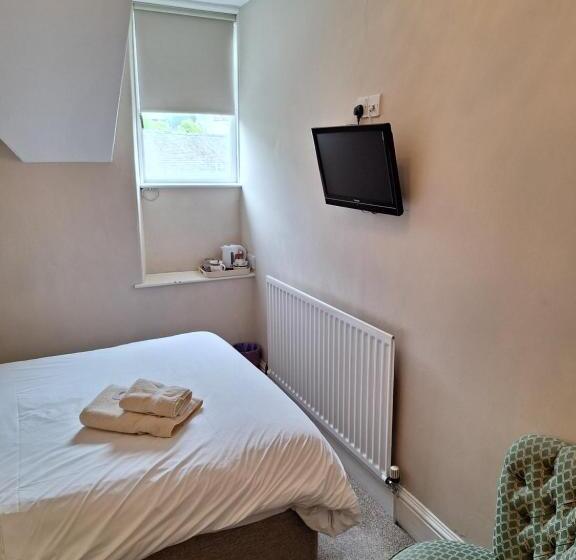 هتل Ferndale Lodge