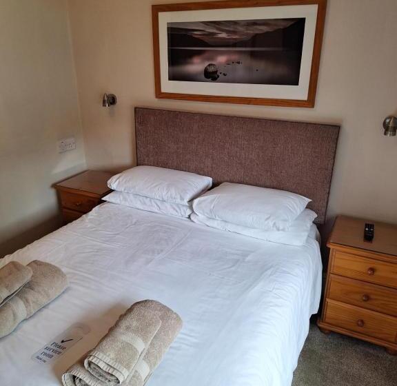 هتل Ferndale Lodge