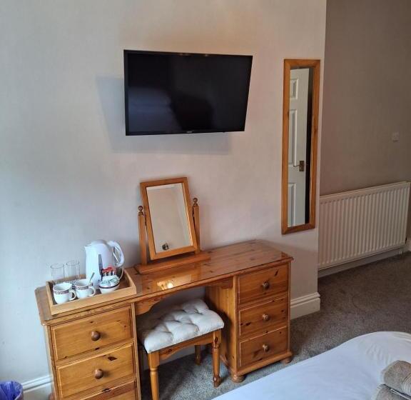هتل Ferndale Lodge