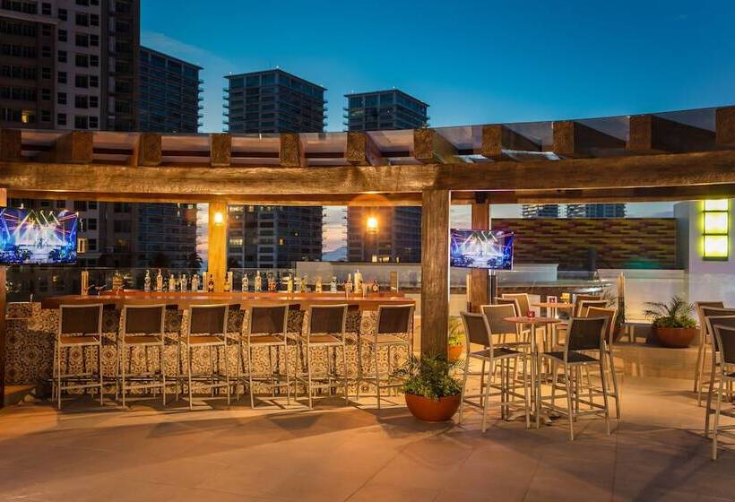 호텔 Fiesta Inn Puerto Vallarta Isla