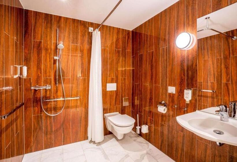 Fotos del hotel Comfort Hotel Frankfurt Airport West:  7