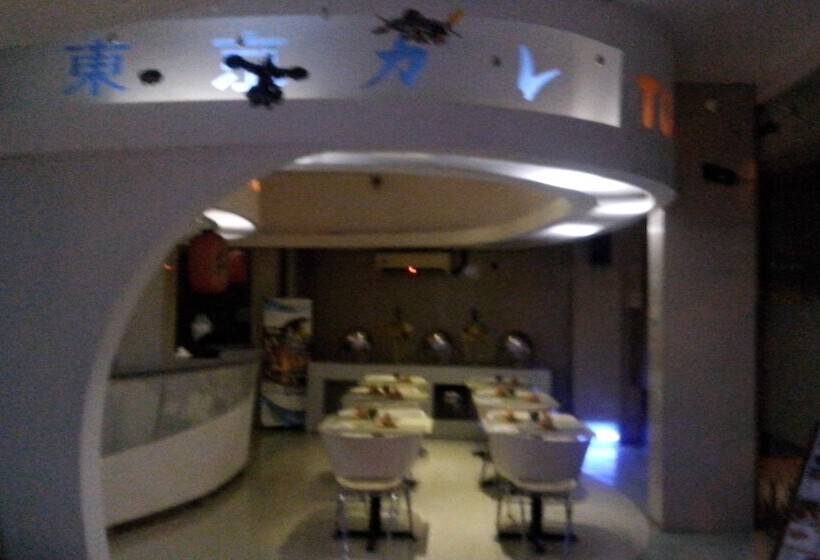 Space Hotel By Papaho