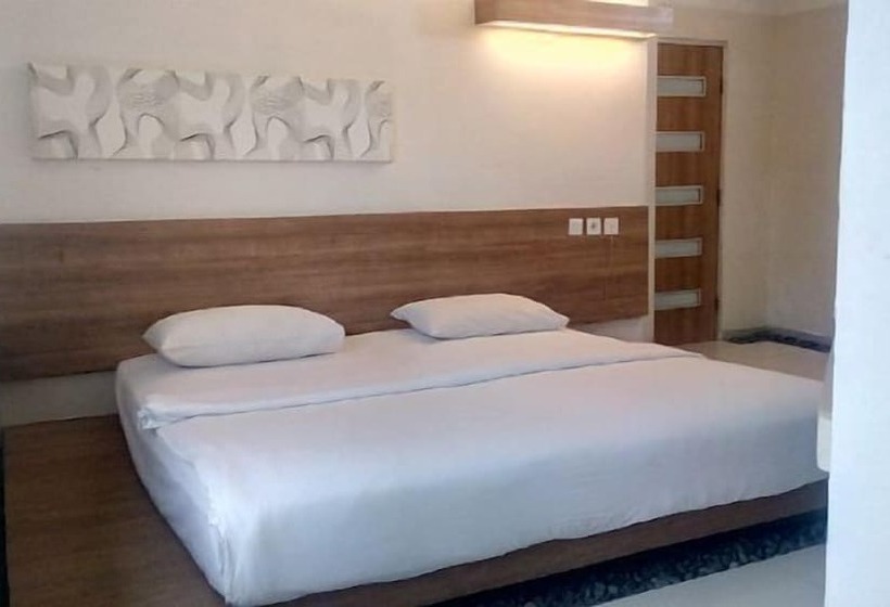 Space Hotel By Papaho