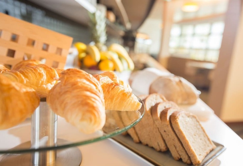 Fotos del hotel Comfort Hotel Frankfurt Airport West:  16