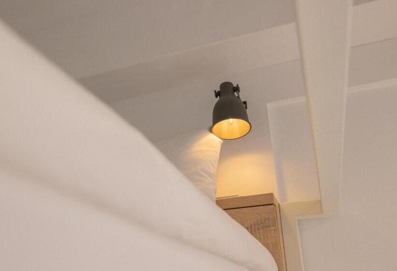 Owlstay Flip Flop Hostel Garden