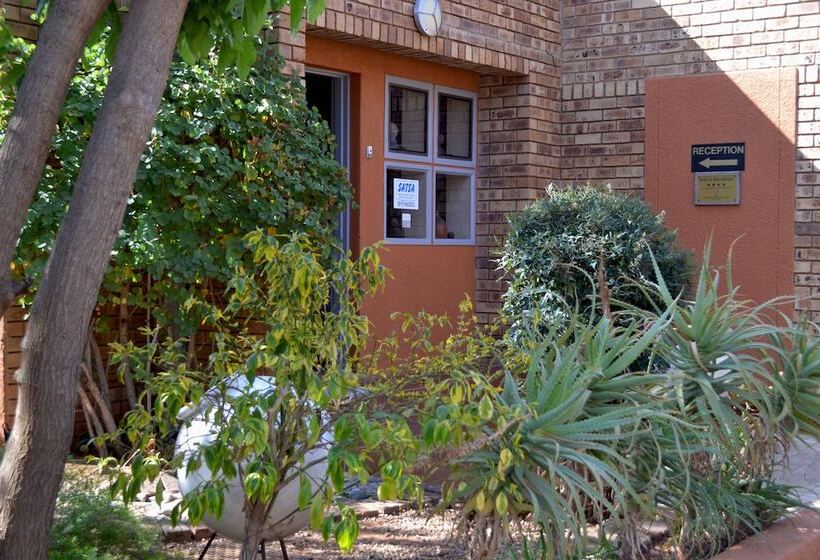 پانسیون Boga Legaba Guest House & Conference Centre