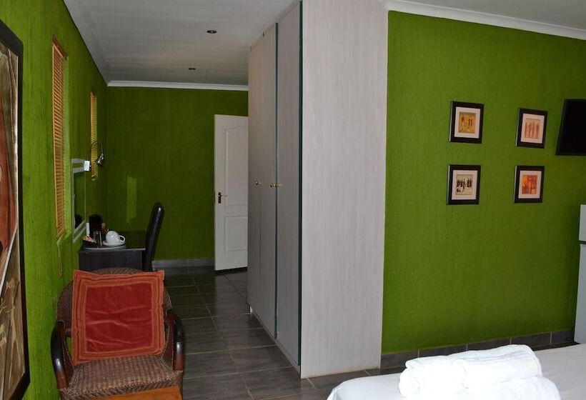 پانسیون Boga Legaba Guest House & Conference Centre