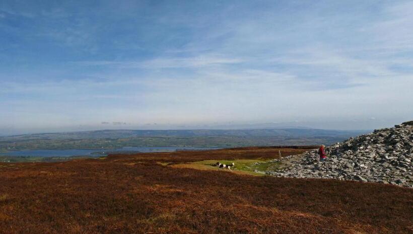 بنسيون Coopershill House