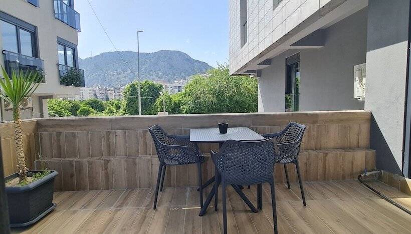هتل Bi Suites