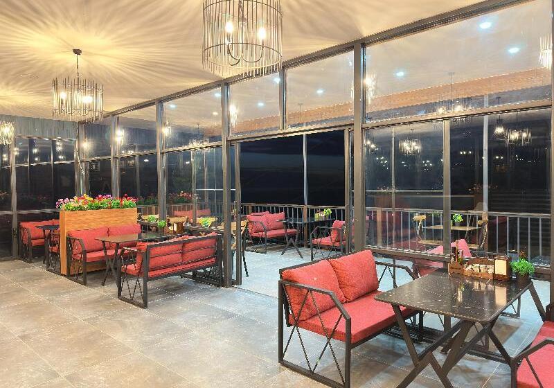 Bungaport Luxury Bungalows&Suits