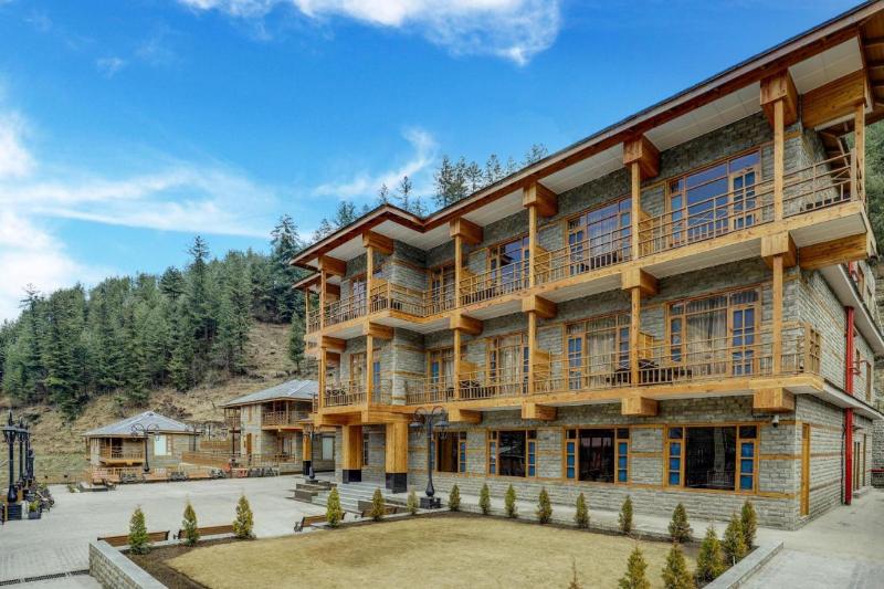 Отель Club Mahindra Janjehli