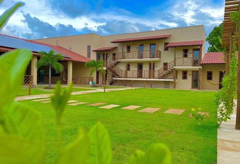 فندق Pousada Obah Village